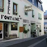 La Fontaine Hotel *