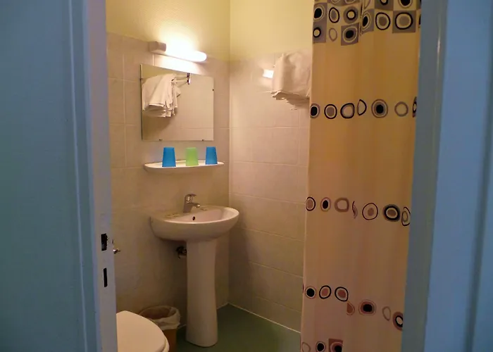 Hotell La Fontaine *